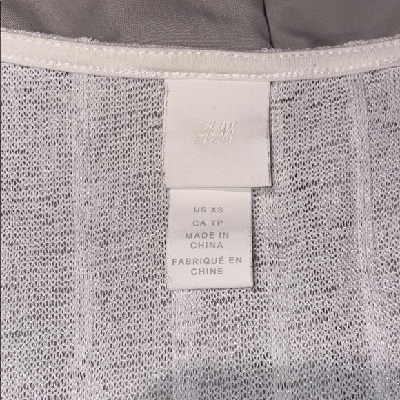 H&M Blouse - Picture 2 of 4